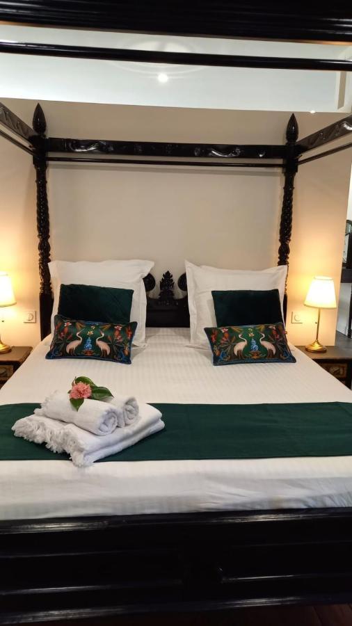 La Lande Hotel Pleyber-Christ ภายนอก รูปภาพ