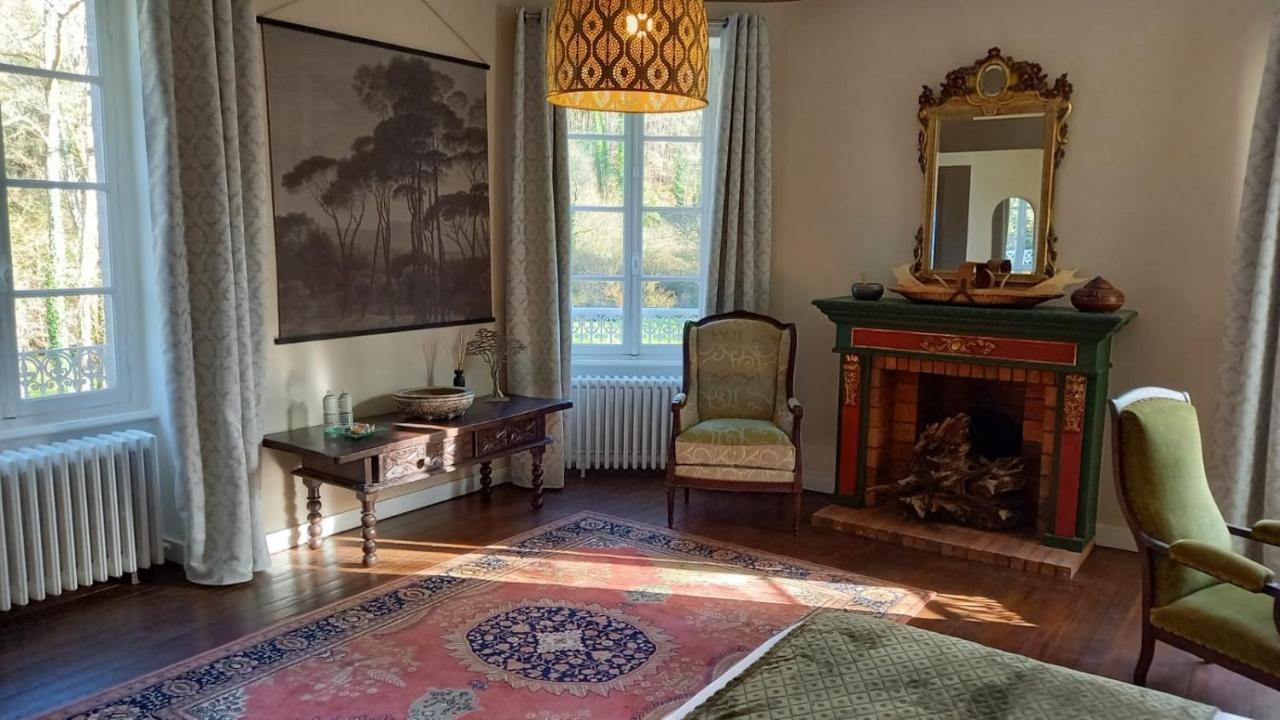 La Lande Hotel Pleyber-Christ ภายนอก รูปภาพ