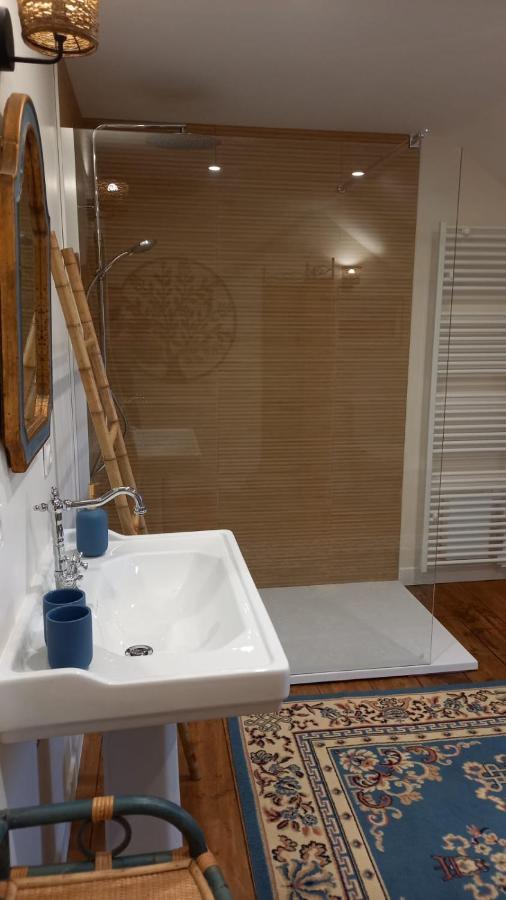 La Lande Hotel Pleyber-Christ ภายนอก รูปภาพ