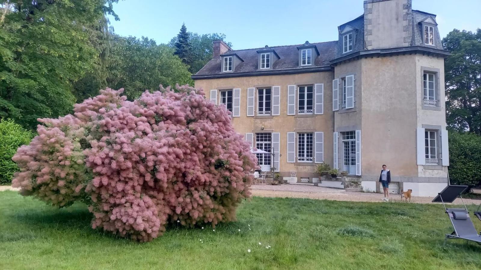 La Lande Hotel Pleyber-Christ ภายนอก รูปภาพ